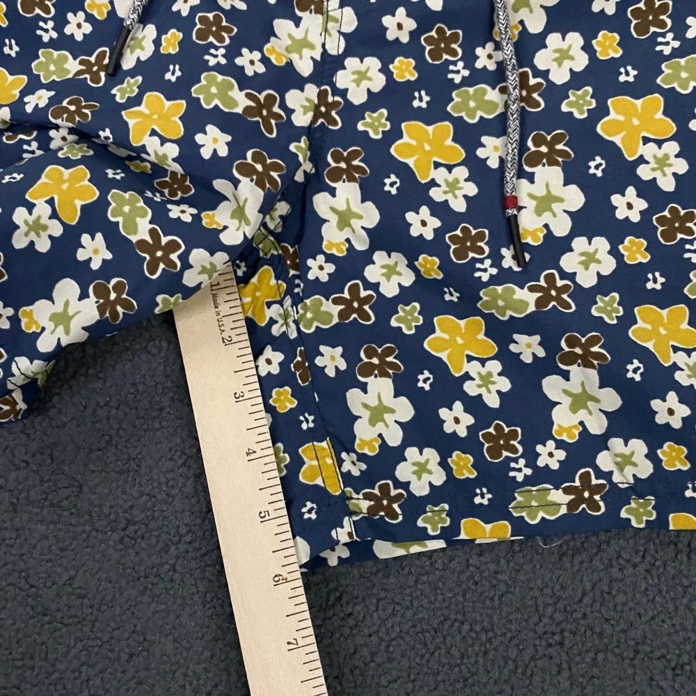 Katin Poolside Volley Swim Shorts Mens Small Floral Mesh Lined Trunks NWOT